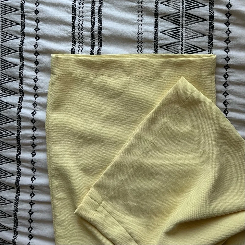 Aritzia Wilfred Coulement Open Back Jumpsuit Lemon Meringue. Size 4 - Picture 9 of 16